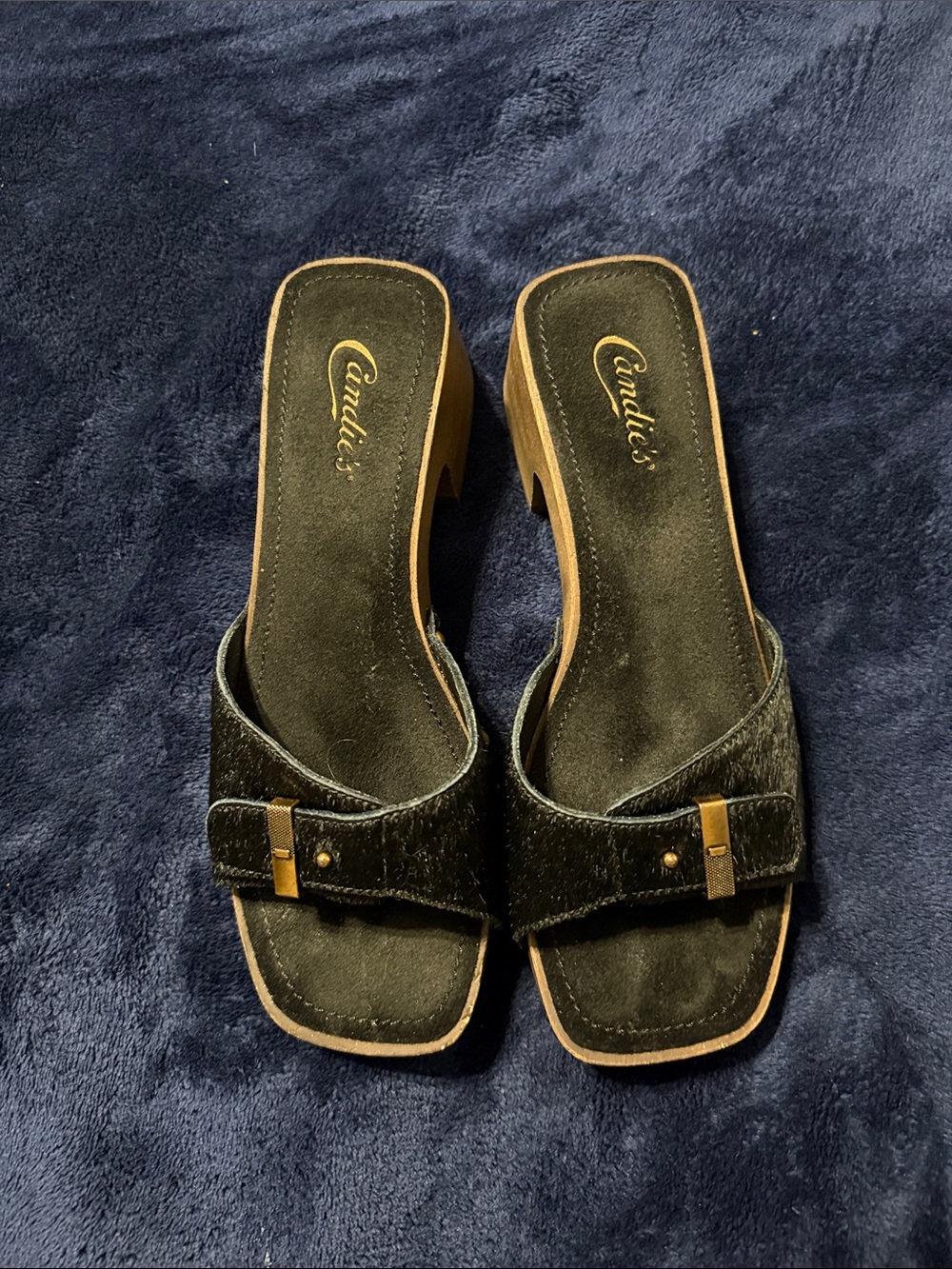 Candie's Black/Blue Open-Toe Slide Mules with Gold Accent Women’s 7 Eur 38